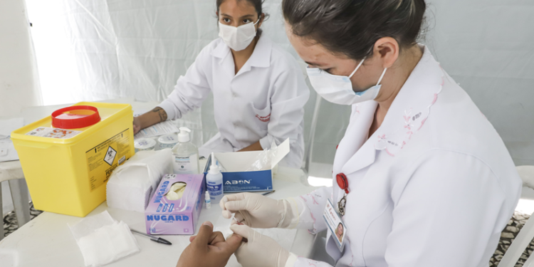 Saúde de Curitiba alerta para casos de Hepatite A; adultos jovens são os mais atingidos