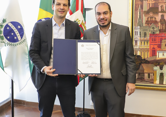 Paulo Martins assume interinamente a Prefeitura de Curitiba