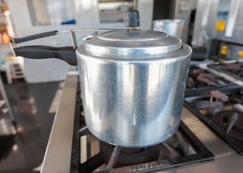 Corpo de Bombeiros do Paraná alerta para riscos e cuidados no uso da panela de pressão