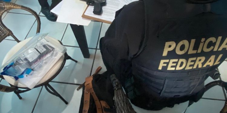 PF deflagra operação contra o tráfico internacional de drogas