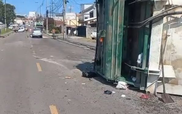 Motorista completamente embriagado causa acidente e deixa quatro trabalhadores feridos em Fazenda Rio Grande