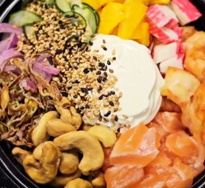 Nasu Sushi amplia cardápio e agora oferece pokes, considerados por muitos os melhores da cidade