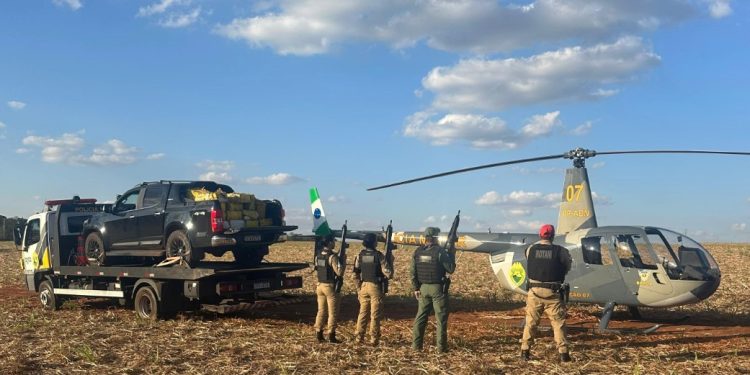 Polícia Militar apreende quase uma tonelada de maconha no Paraná
