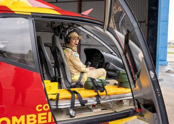 Pioneirismo nas alturas: Corpo de Bombeiros tem primeira mulher piloto de helicóptero
