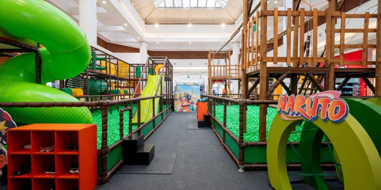 Parque inspirado nas aventuras de Naruto estreia em shopping de Londrina