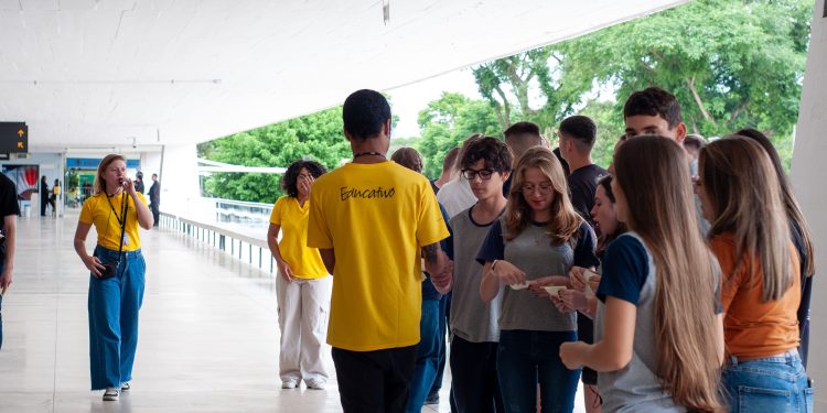 MON convida público a conhecer o museu em vistas guiadas às sextas-feiras