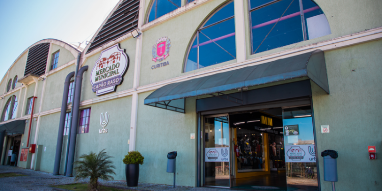 Mercado Municipal Capão Raso abre neste sábado a programação do mês das crianças