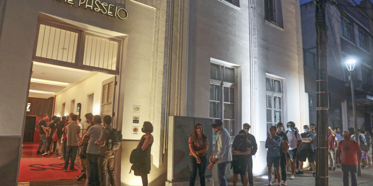 Brinquedo novo vale meia-entrada nos cinemas da Prefeitura de Curitiba