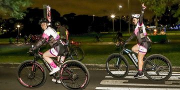Curitiba terá programação especial de Halloween com passeio de roller e Pedala Noturno