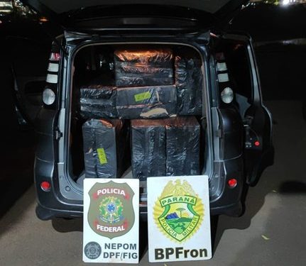 PF e PM apreendem van carregada com cigarros contrabandeados em foz do iguaçu