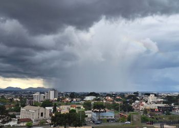 Volume de chuva em outubro já ultrapassou a média do mês em quatro estações do Simepar