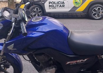 Motocicleta furtada no Largo da Ordem é recuperada pela PM em menos de uma hora