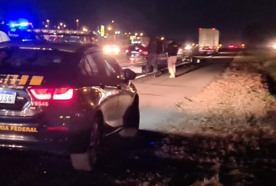 Motorista de carro tira a vida de motociclista em colisão traseira e foge sem prestar socorro