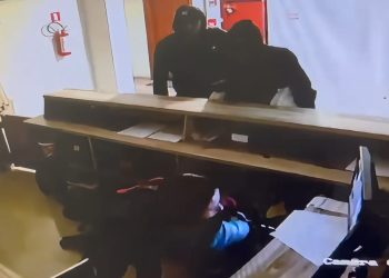 Mais uma invasão a condomínio é registrada em Curitiba; câmeras registraram a ação