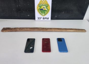 Criminosos agridem vítima com pedaço de pau em assalto no centro de Curitiba e são presos pela PM