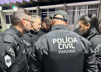 Polícia Civil cumpre 35 mandados contra grupo suspeito de tráfico de drogas e roubos de veículos na Grande Curitiba