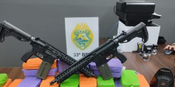 Polícia Militar apreende caminhão com carregamento de crack e fuzis na BR-277, em Campo Largo