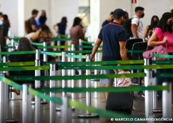 Delegados alertam sobre riscos de piadas sobre bombas em aeroportos