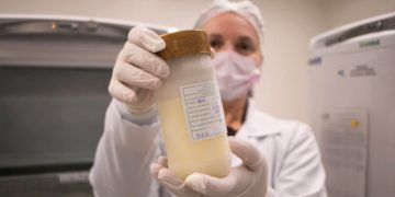 Saúde alerta para urgência por doações ao banco de leite do Hospital do Trabalhador