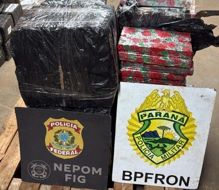 PF e PM apreendem veículo furtado carregado com maconha