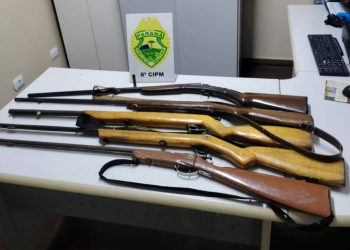 Polícia Militar do Paraná apreende cinco espingardas após denúncia de ameaças e disparo