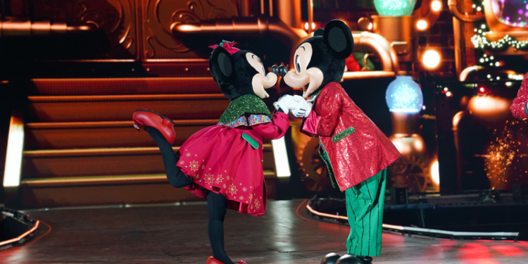 Nove mil estudantes da rede municipal vão assistir de graça ao show da Disney no Natal de Curitiba