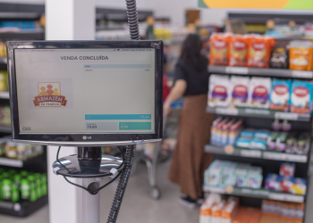 Todas as pessoas a partir dos 60 anos agora podem comprar nos Armazéns da Família sem precisar de cadastro