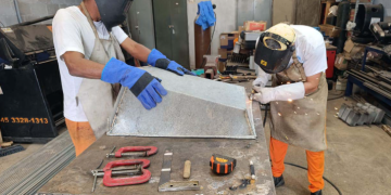 Presos de Piraquara produzem carrinhos de mão para auxiliar reconstrução de Rio Bonito do Iguaçu