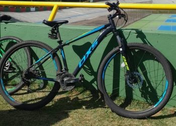 Criminoso de 24 anos com 46 passagens pelo sistema prisional furta bike, é preso e na saída da delegacia leva surra da vítima