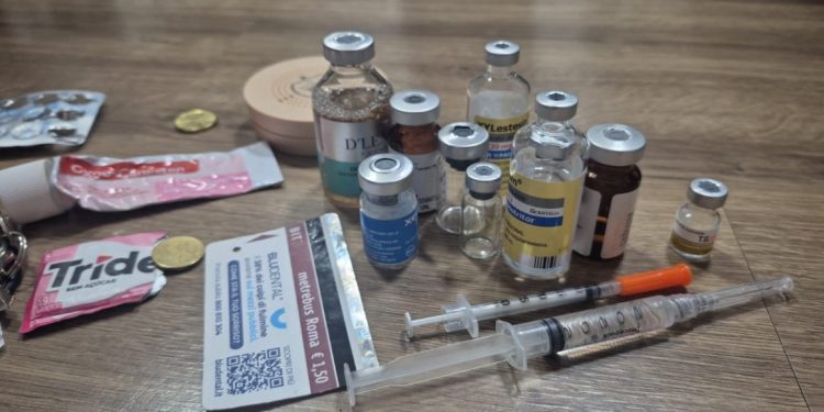 PCPR prende mulher por realizar procedimentos estéticos ilegais e usar medicamentos sem registro em clínica na CIC