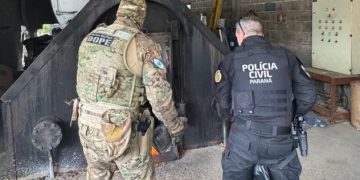 Polícias do Paraná incineram segunda maior carga de cocaína apreendida no ano