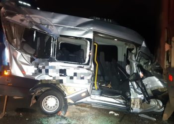 Engavetamento e atropelamento deixa quatro pessoas feridas na BR-376