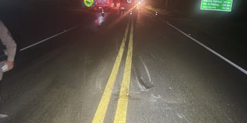 Homem morre em colisão com carreta na PR-092