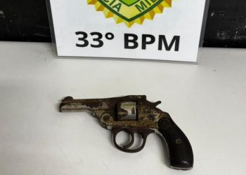 Homem é desarmado e preso após ameaçar mulher com revólver no Alto da Glória