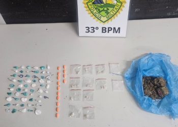 Casal é detido por tráfico de drogas na Trajano Reis durante ação do Pelotão de Motos do 33º BPM