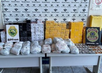 PF e BPFron apreendem veículo carregado com eletrônicos no Paraná