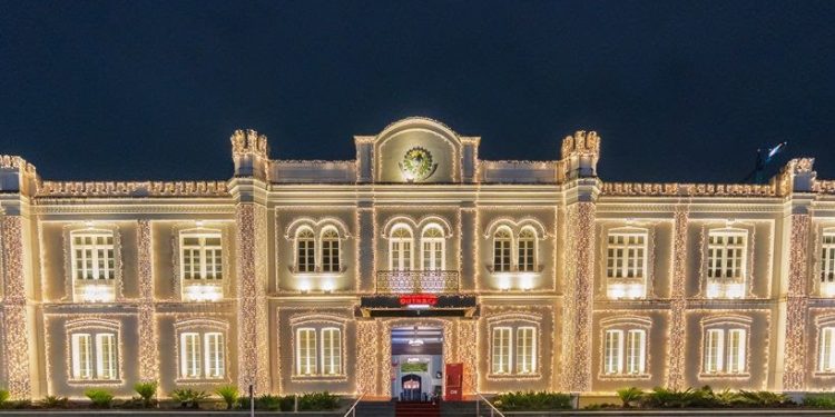 Shopping Curitiba abre a programação de Natal da cidade