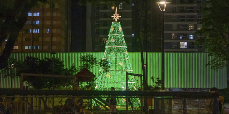 Show de patinação de Natal na Praça Oswaldo Cruz terá agendamento gratuito a partir desta segunda