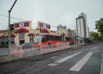 Setran faz operação especial para organizar o trânsito na região da rodoferroviária, que está em obras