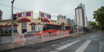 Setran faz operação especial para organizar o trânsito na região da rodoferroviária, que está em obras