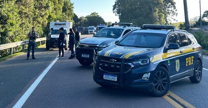 Grave acidente na Rodovia do Xisto deixa três mortos e cinco feridos