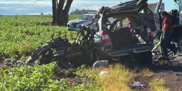 Colisão frontal deixa sete mortos na PR-170 e provoca comoção no Norte do Paraná