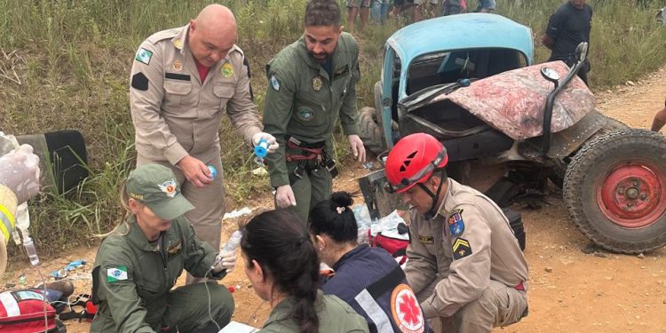 Colisão frontal deixa feridos graves na região metropolitana de Curitiba