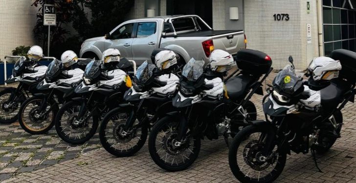 Policial militar do 33º BPM escolta veículo e salva jovem em crise convulsiva