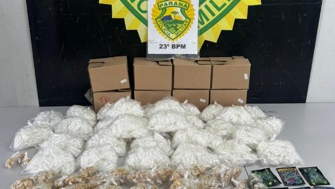 PM apreende drogas durante ação no Morro do Piolho