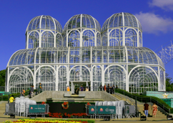 Quando a noite cai: decorações podem ser vistas até 6 de janeiro