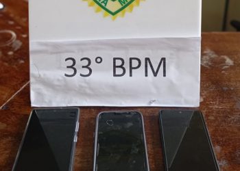 Polícia Militar recupera três celulares roubados em Almirante Tamandaré