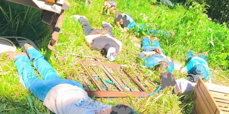 PM prende 11 pessoas e apreende menor por furto qualificado e estelionato em chácara