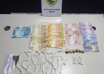 PMPR apreende mais de 250 pedras de crack e prende um suspeito por tráfico em Guaratuba