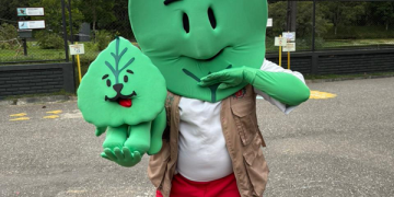 Férias no Zoo de Curitiba trazem diversão gratuita com desafios sobre os macacos-prego